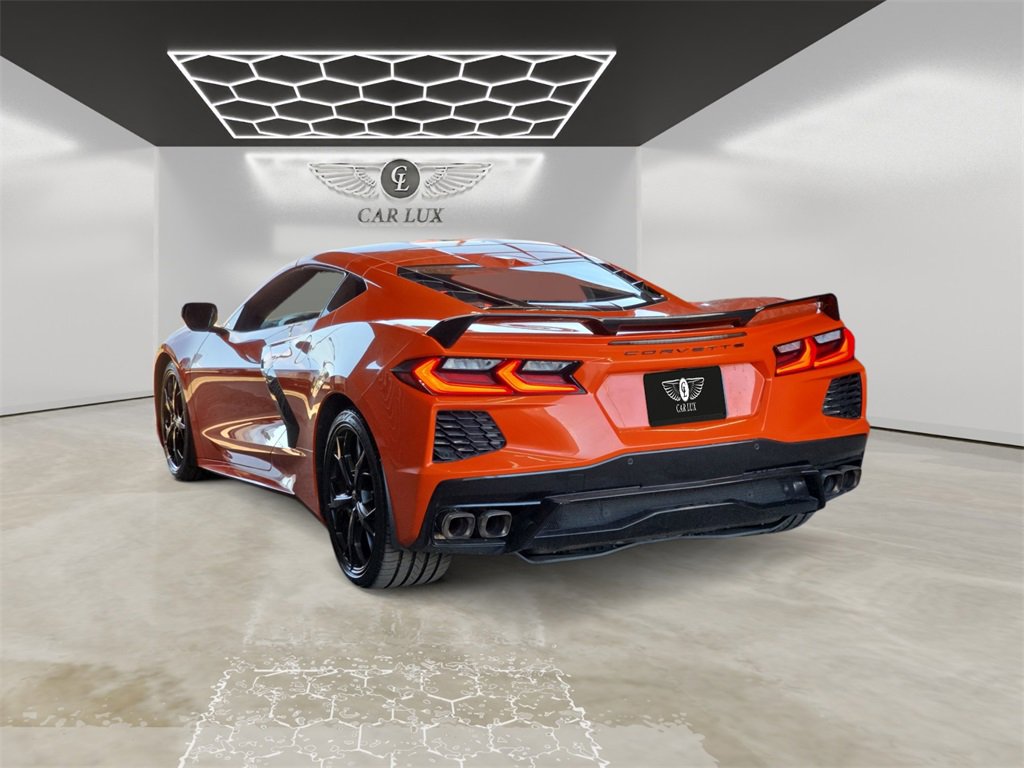 Used 2021 Chevrolet Corvette Stingray Premium Cpe w/ Z51 Performance Package image 3