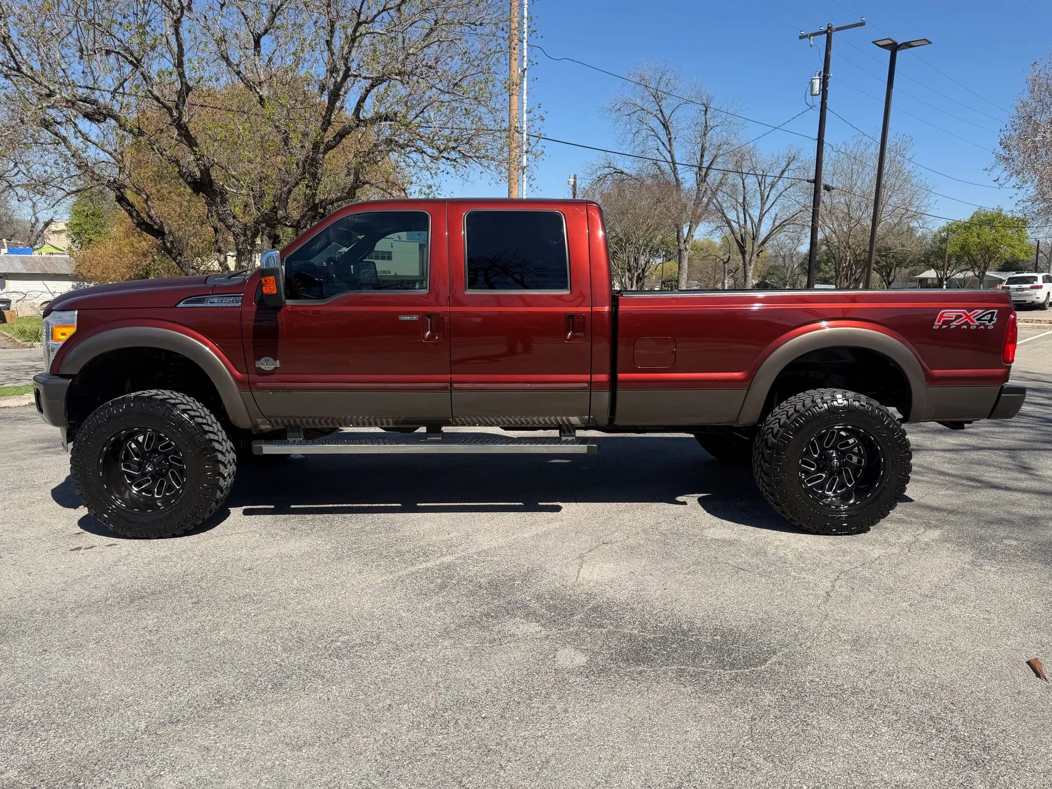 Used 2016 Ford F350 King Ranch w/ King Ranch w/Chrome Package image 8