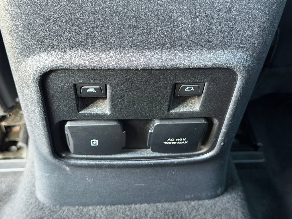 Used 2023 Ford Bronco Wildtrak AWD/4WD image 19