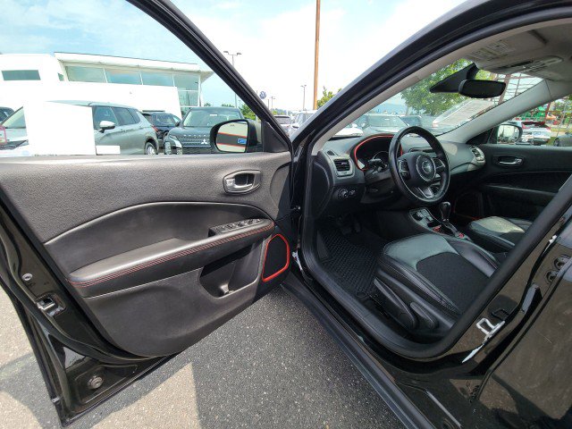 Used 2019 Jeep Compass Trailhawk image 21