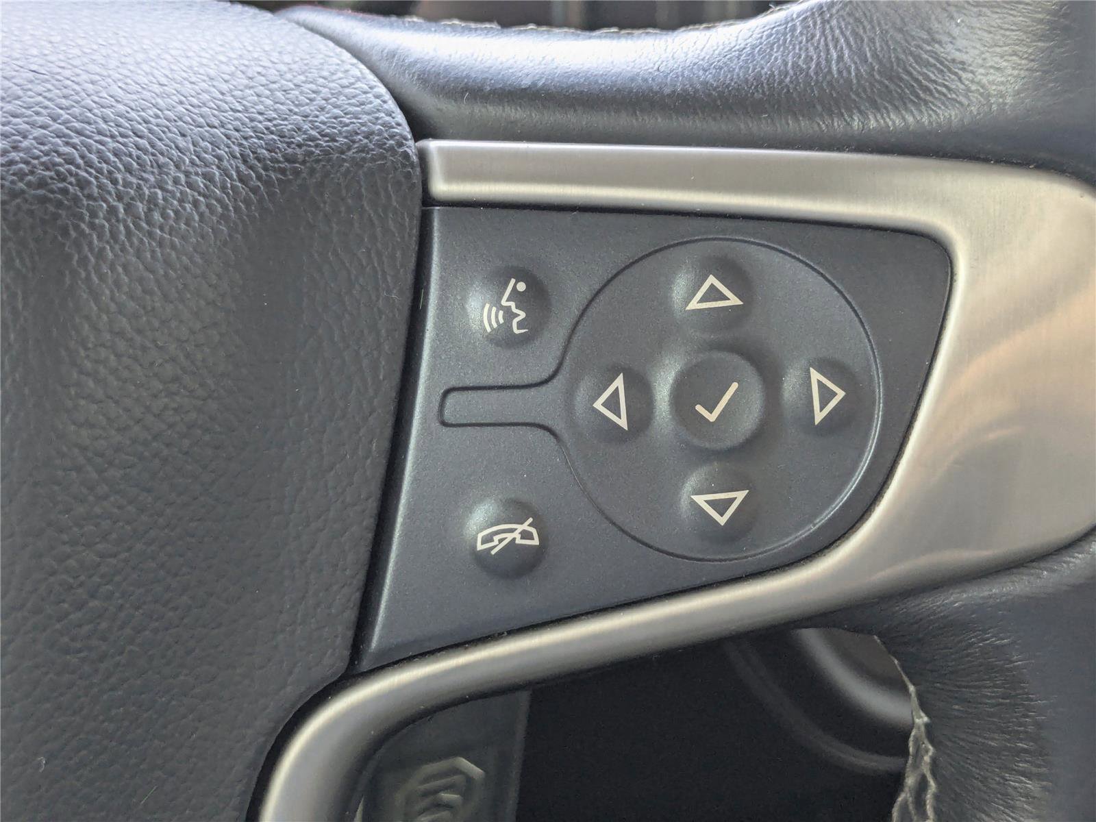 Used 2016 GMC Sierra 3500 Denali w/ Duramax Plus Package image 27