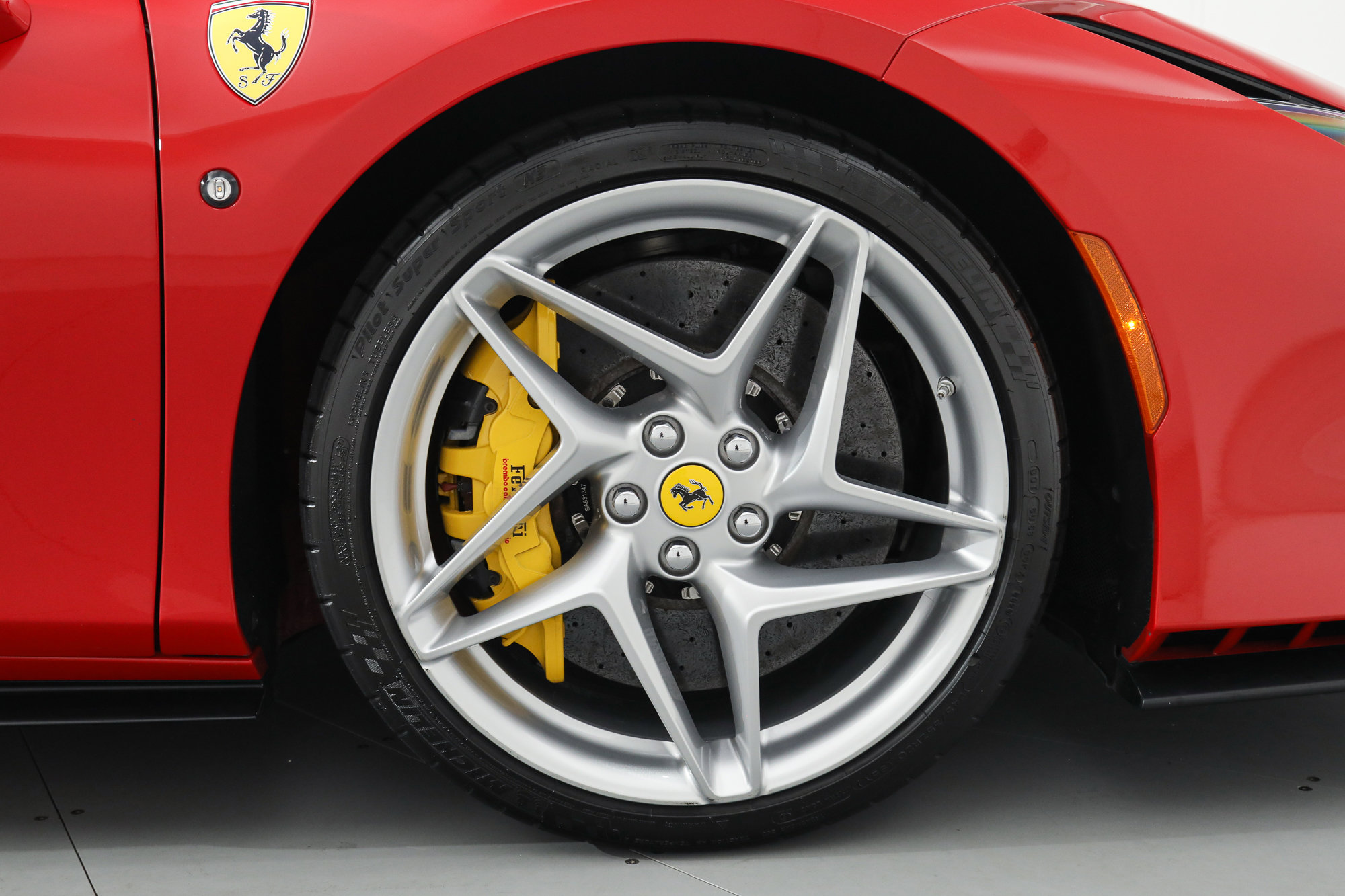 Certified 2021 Ferrari F8 Tributo RWD image 42