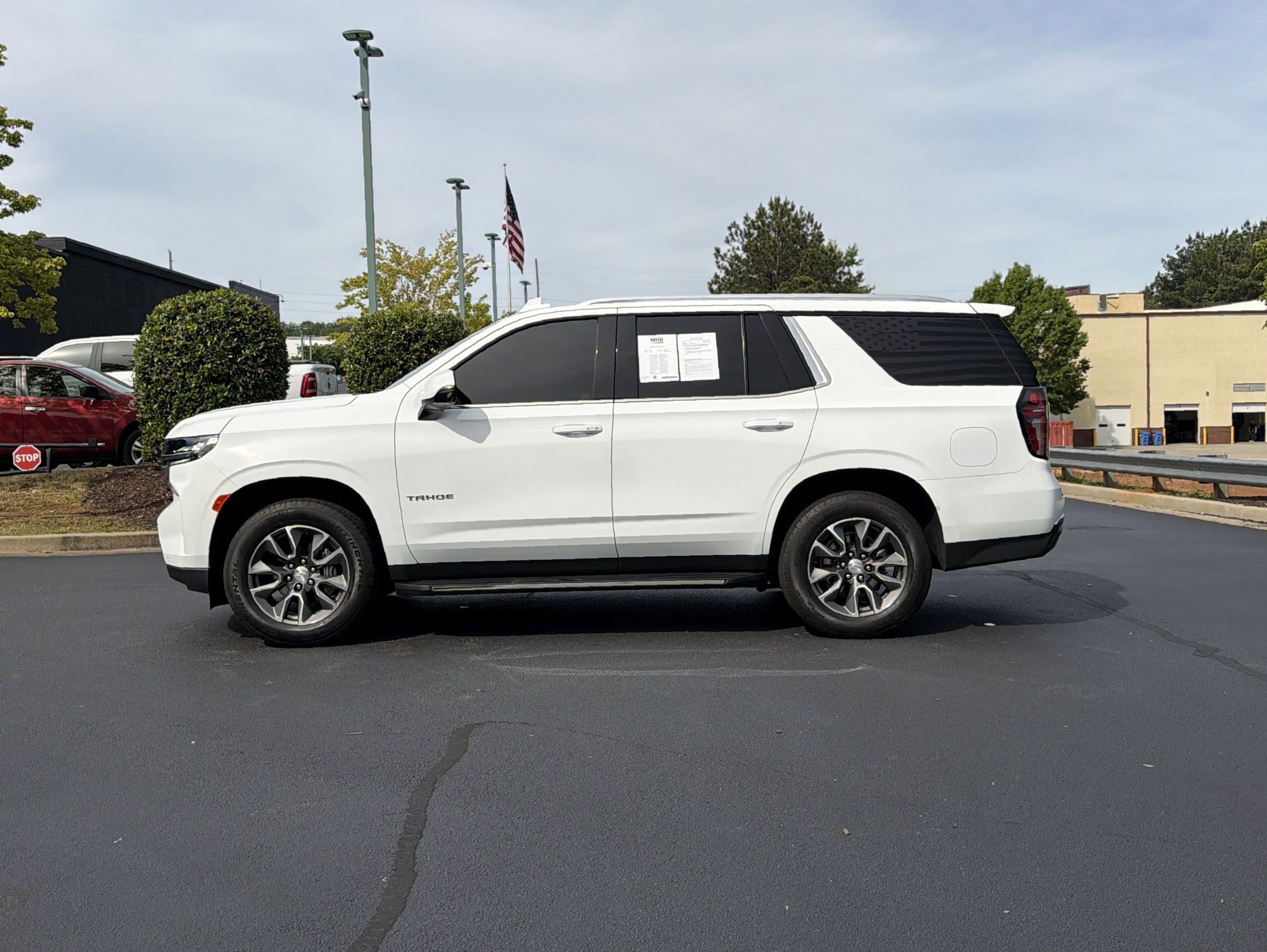 Used 2022 Chevrolet Tahoe LT w/ LT Signature Plus Package RWD image 15
