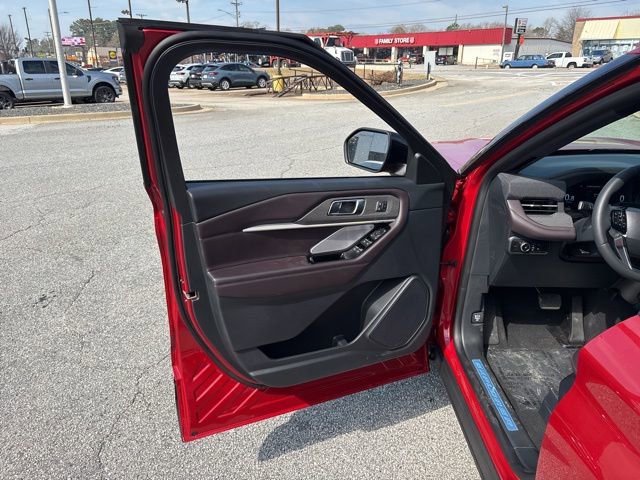 New 2026 Ford Explorer Platinum image 10