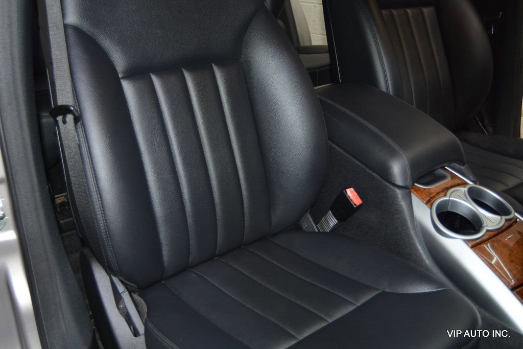 Used 2009 Mercedes-Benz R 320 BlueTEC 4MATIC image 17