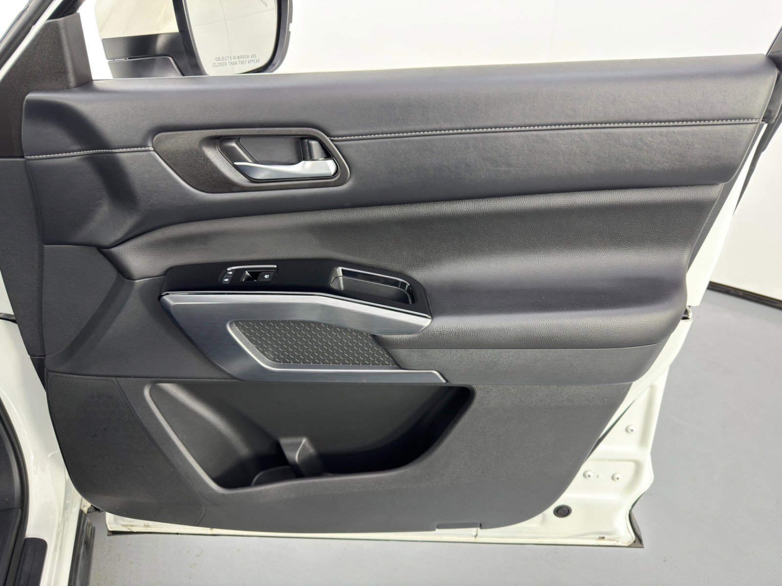 Used 2023 Nissan Pathfinder SL w/ SL Premium Package image 42