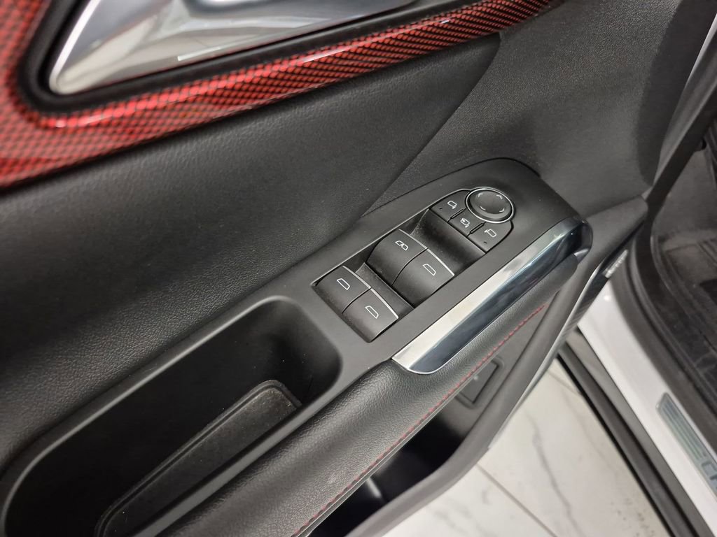 Used 2024 Chevrolet Traverse RS image 24