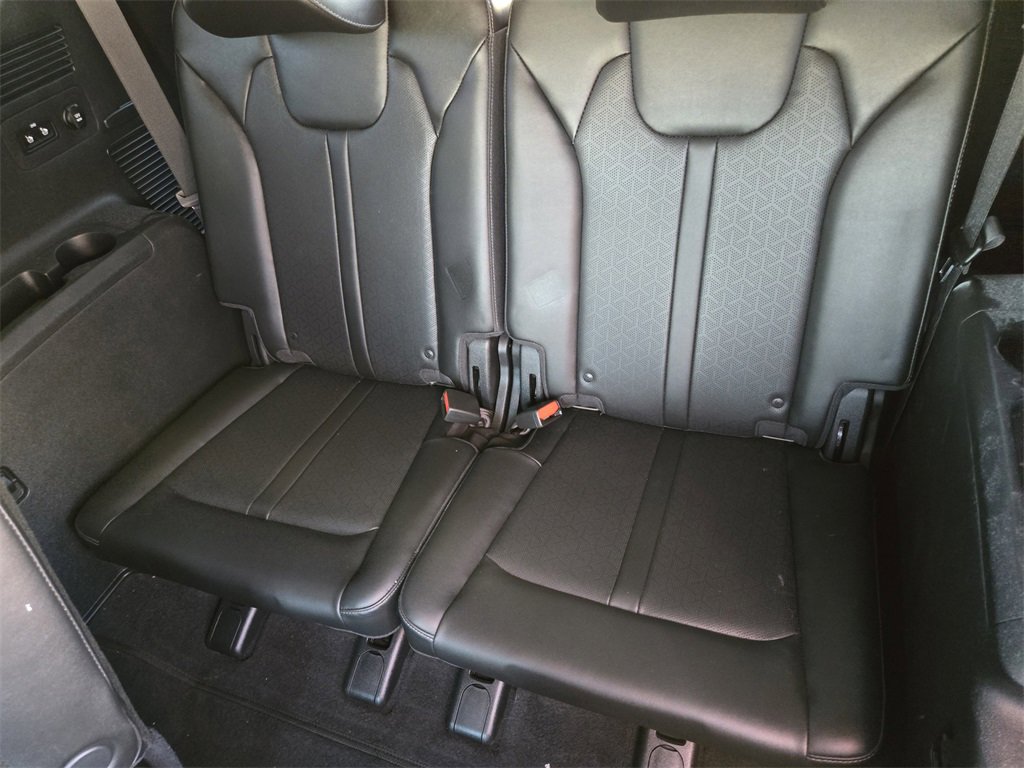 Used 2023 Kia Sorento SX image 78