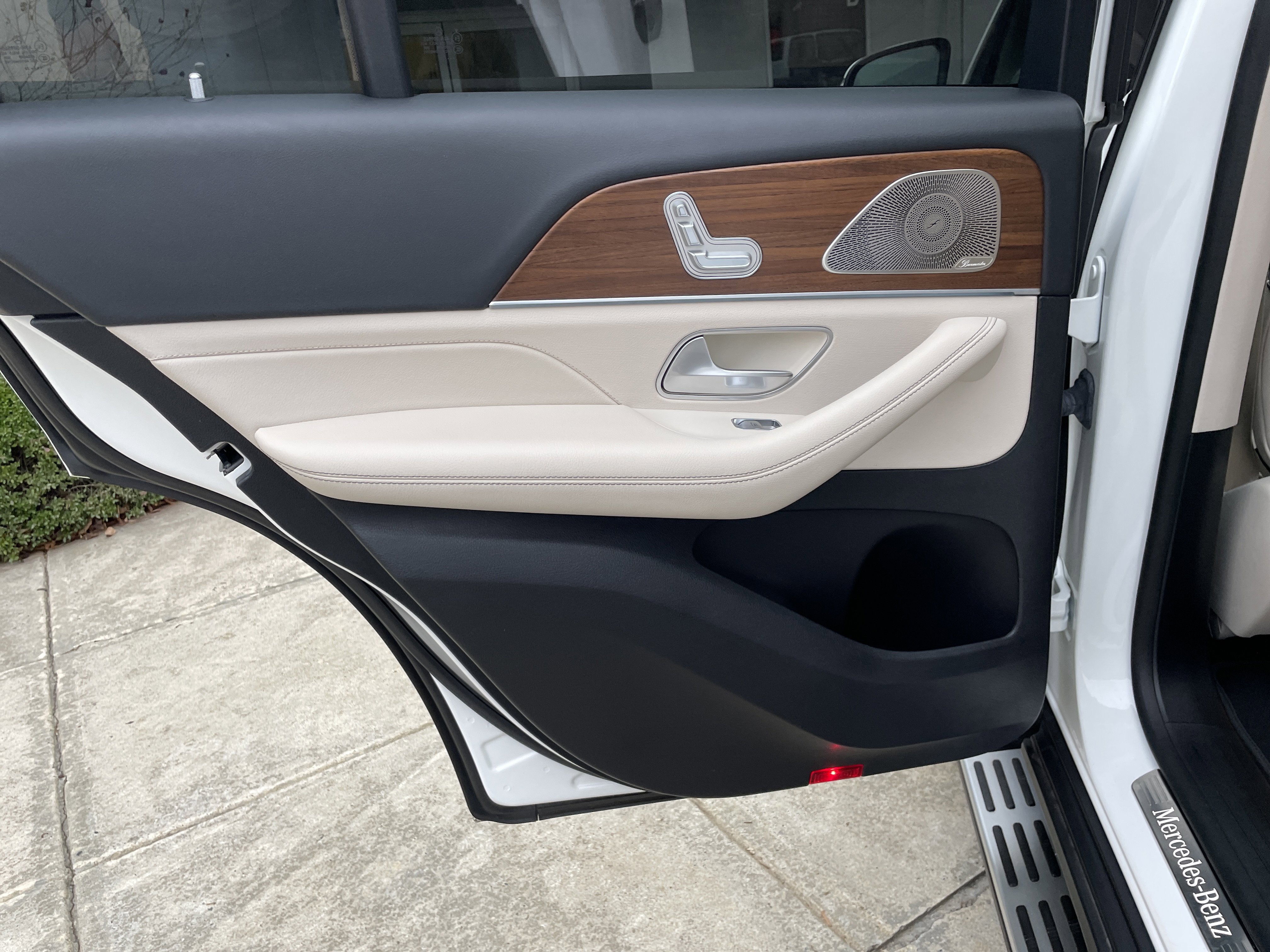 Certified 2022 Mercedes-Benz GLE 350 4MATIC image 37