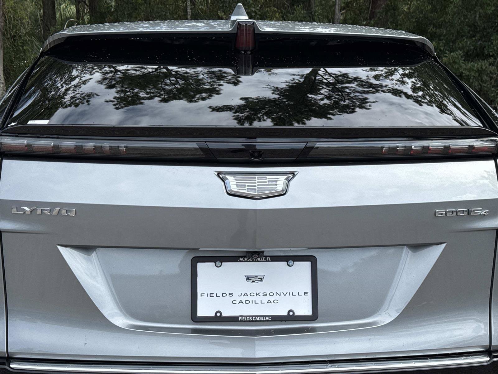 Used 2025 Cadillac Lyriq Luxury w/ LPO, Floor Liner Package AWD/4WD image 10