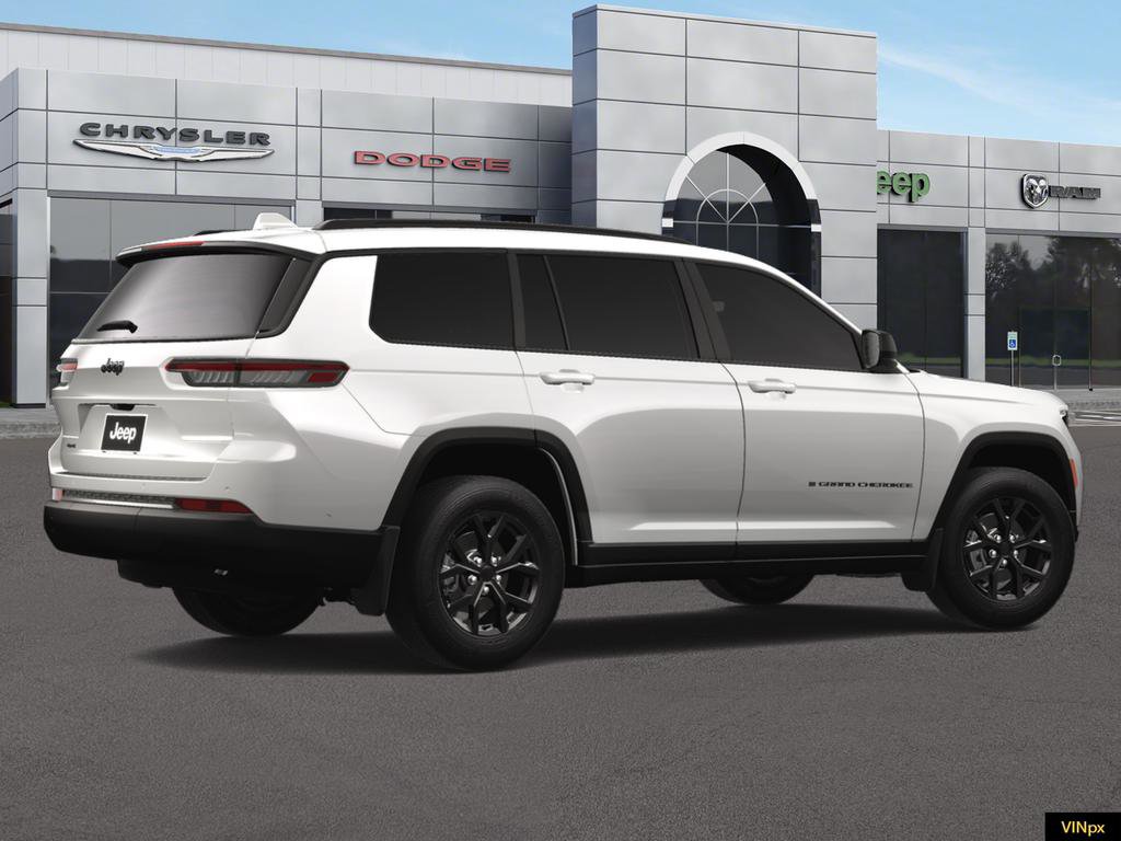 New 2025 Jeep Grand Cherokee L Altitude image 30