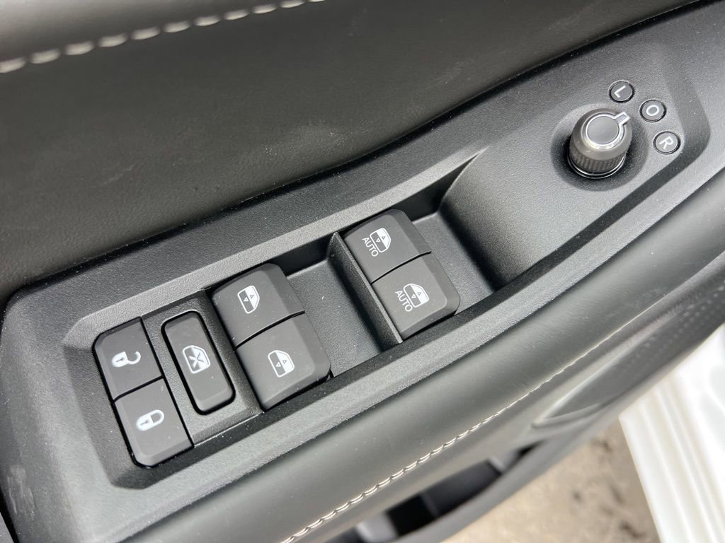 New 2026 Jeep Grand Cherokee Limited image 10