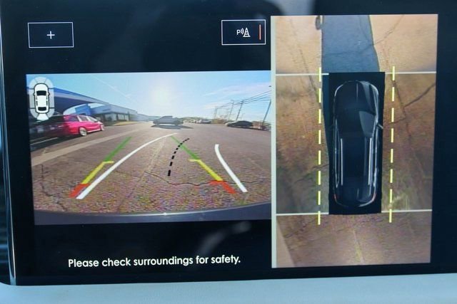 Used 2022 Lincoln Nautilus Black Label w/ Class II Trailer Tow Package image 31