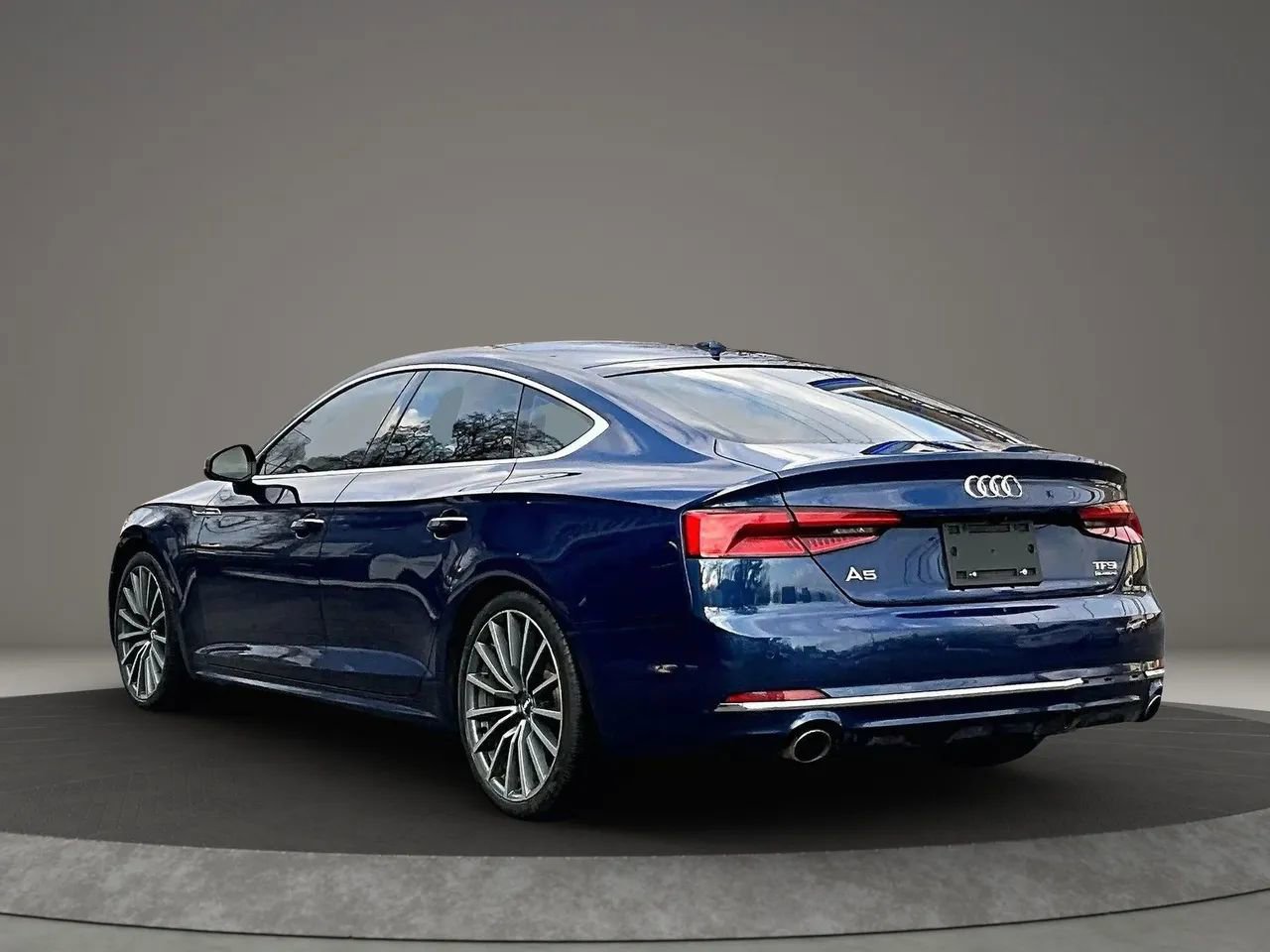 Used 2018 Audi A5 2.0T Premium Plus image 2