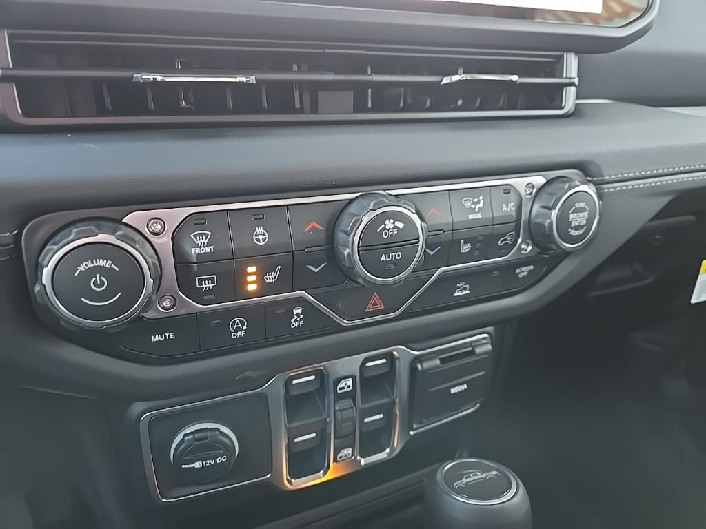 New 2026 Jeep Gladiator Mojave AWD/4WD image 60