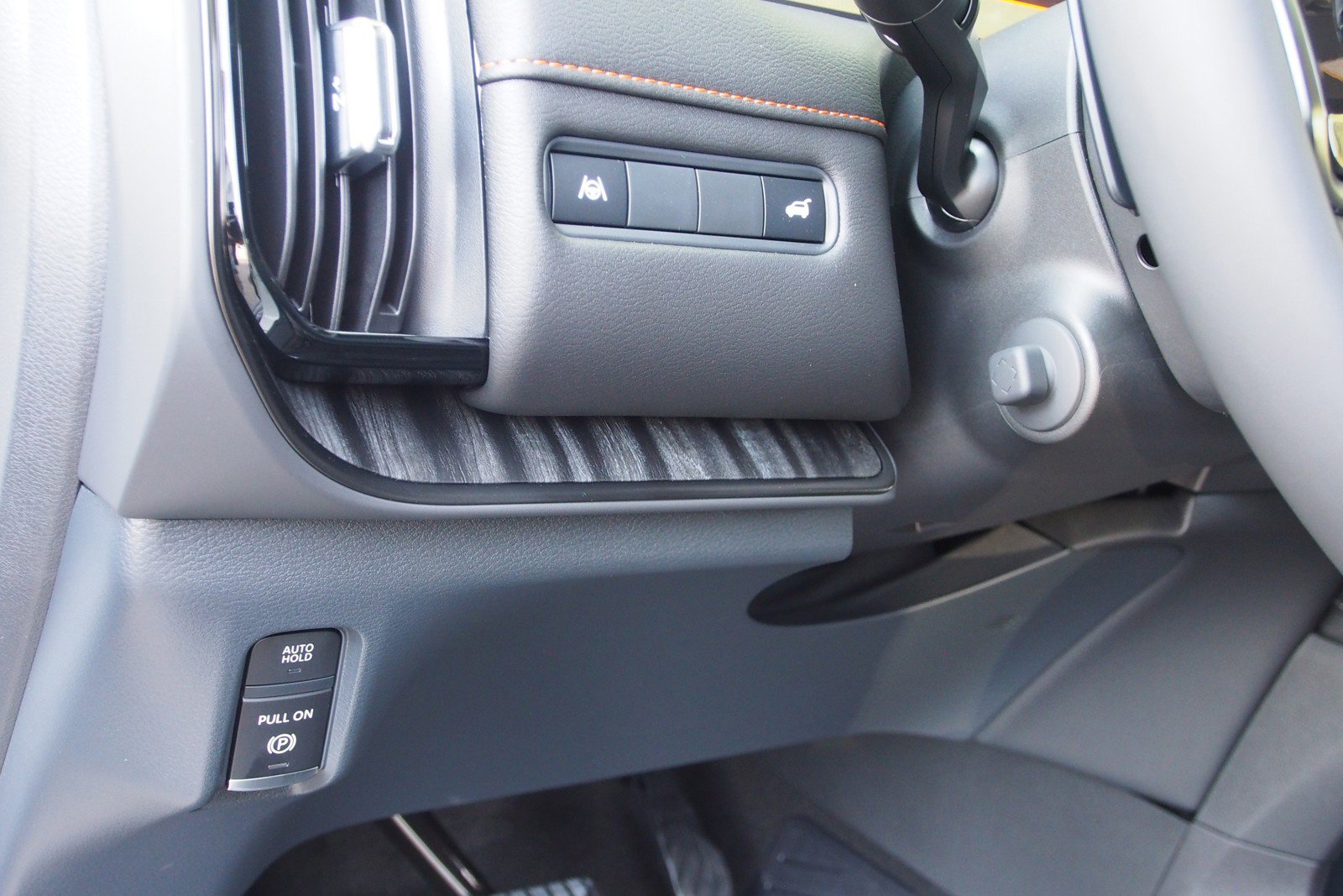 New 2026 Nissan Armada PRO-4X w/ Captain's Chari Seat Package image 20