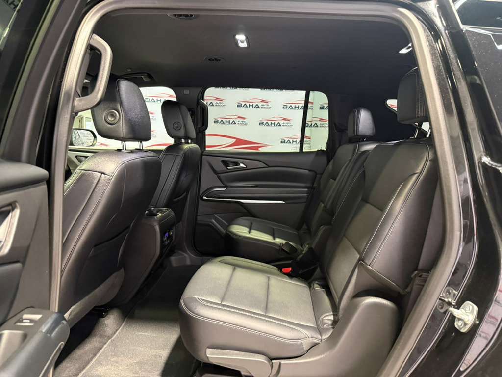 Used 2025 Chevrolet Traverse LT AWD/4WD image 30
