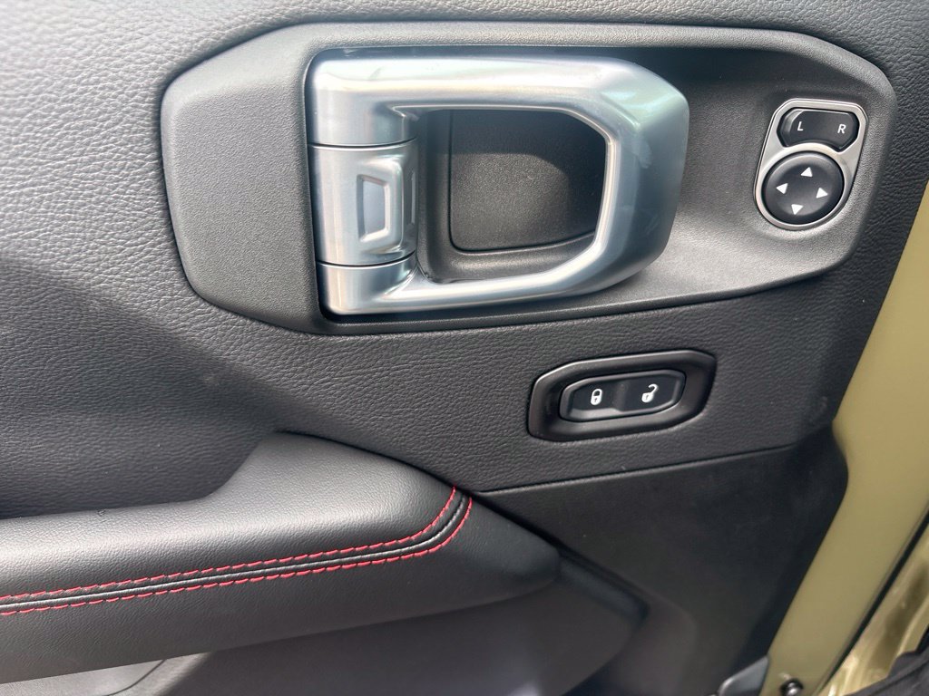 New 2027 Jeep Wrangler Unlimited Rubicon AWD/4WD image 14