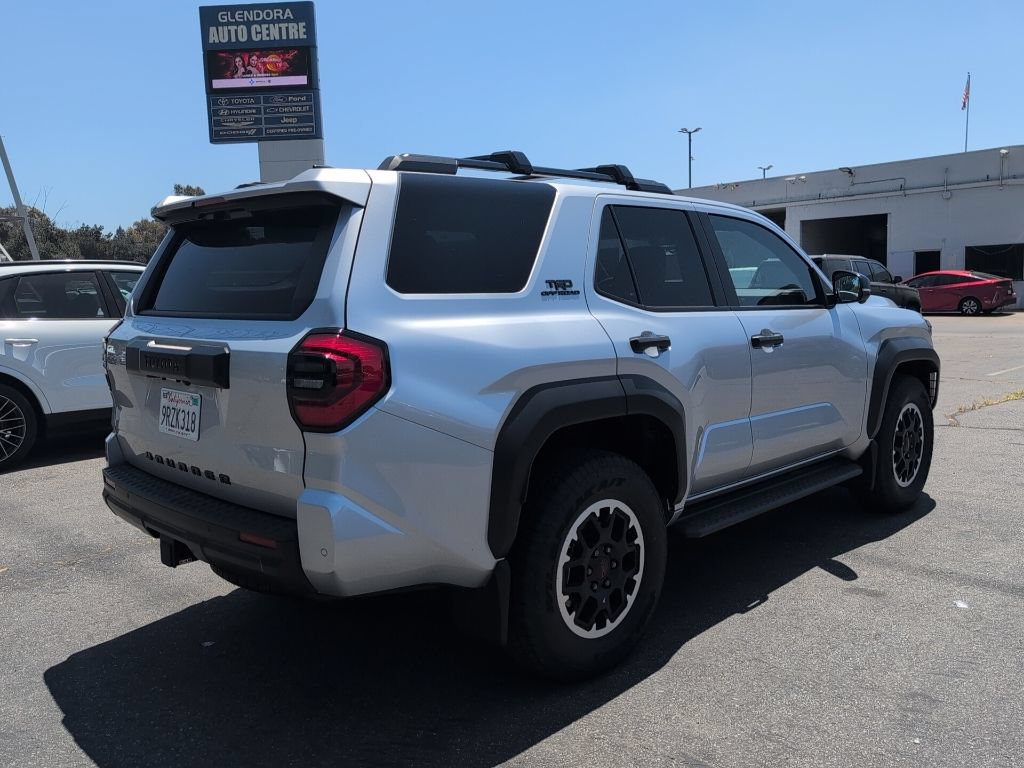 Used 2025 Toyota 4Runner TRD Off-Road Premium AWD/4WD image 5