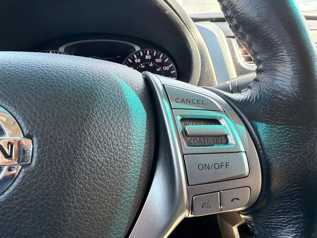 Used 2013 Nissan Altima 2.5 SV FWD image 18