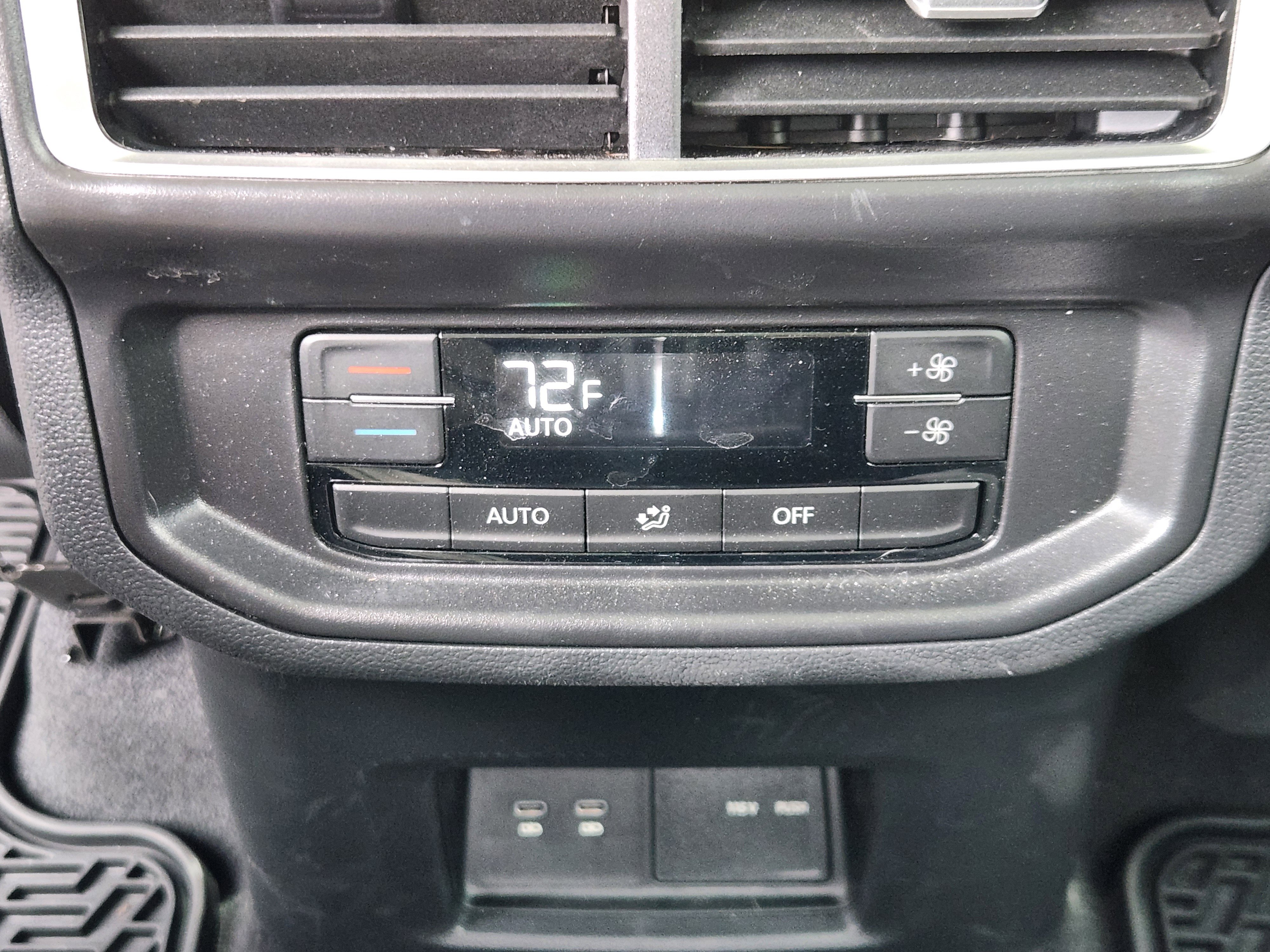 Certified 2025 Volkswagen Atlas Peak Edition SE image 23