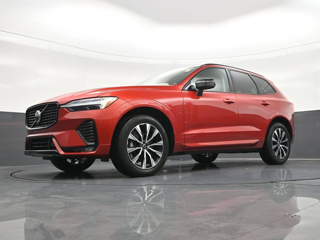 Used 2024 Volvo XC60 B5 Core AWD/4WD image 23