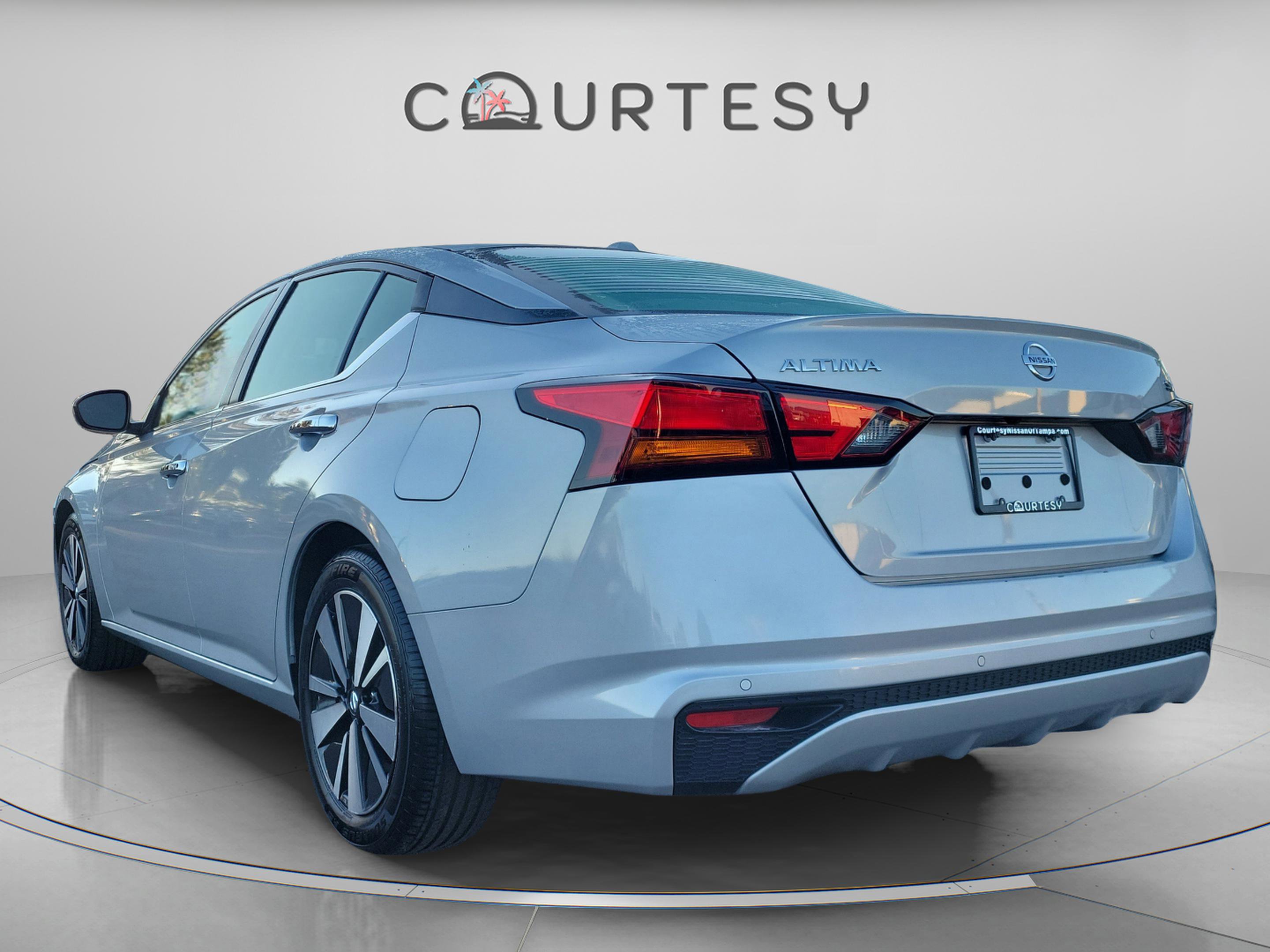 Certified 2022 Nissan Altima 2.5 SV image 5