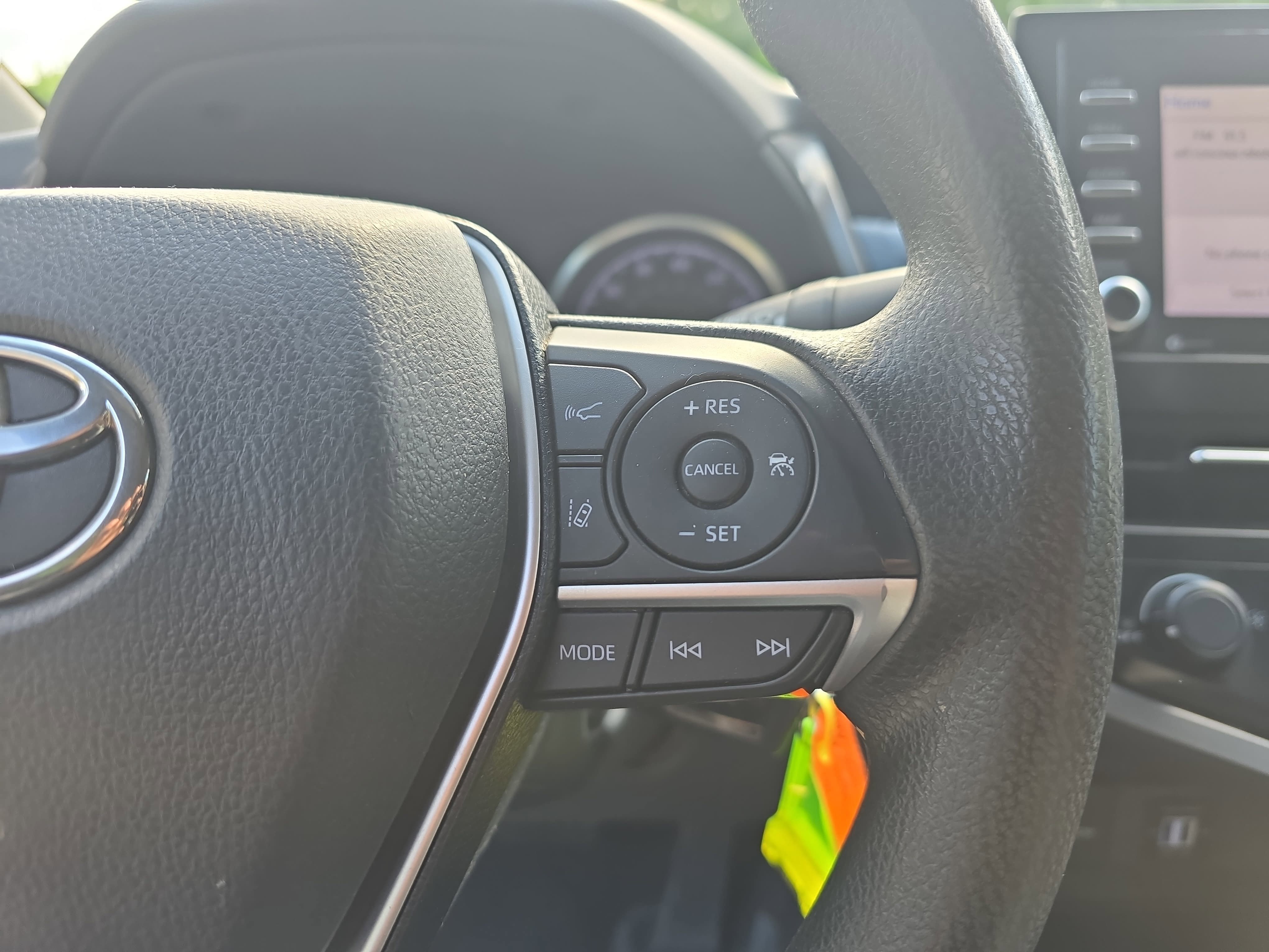 Used 2021 Toyota Camry LE FWD image 17