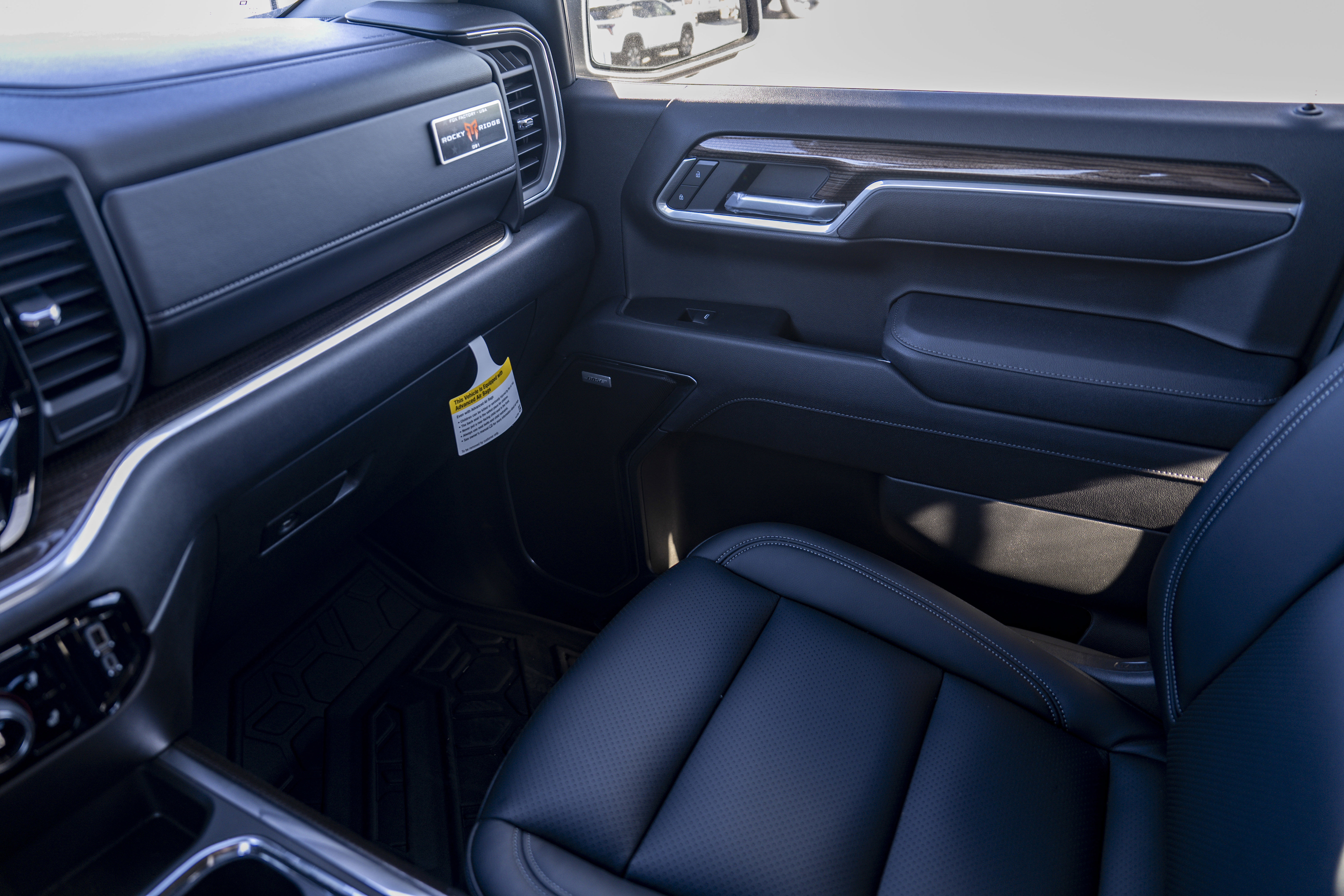 New 2025 Chevrolet Silverado 1500 RST image 34