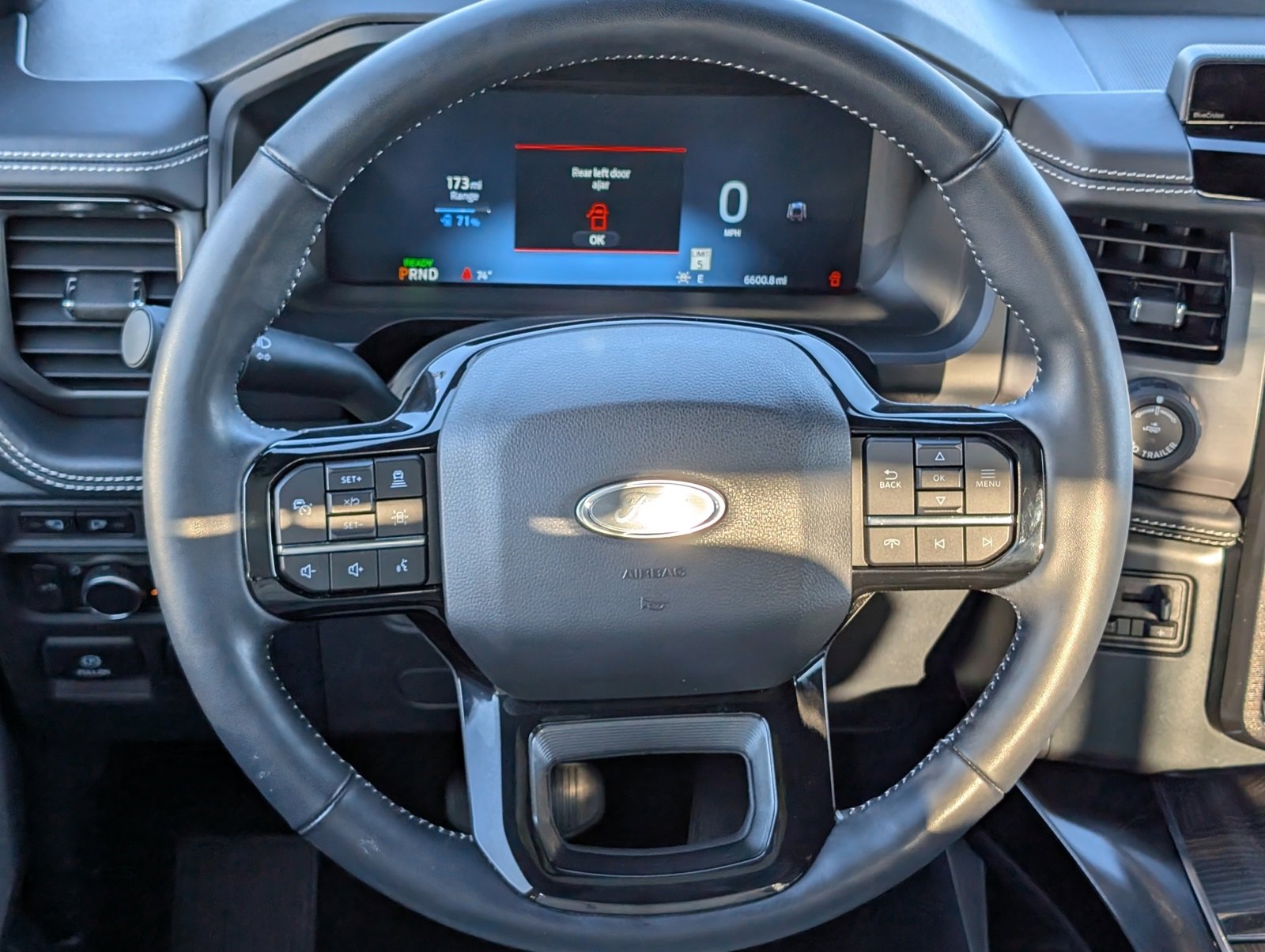 Used 2022 Ford F150 Lightning Platinum image 14