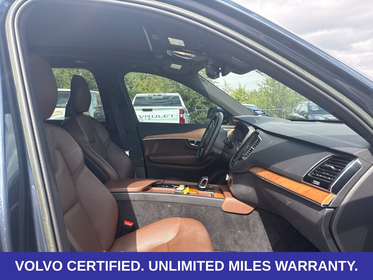 Certified 2023 Volvo XC90 B6 Plus w/ Protection Package Premier AWD/4WD image 18