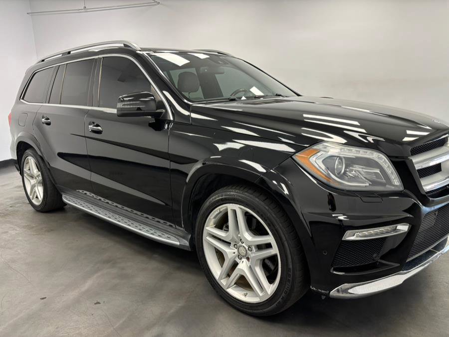 Used 2015 Mercedes-Benz GL 550 4MATIC image 20