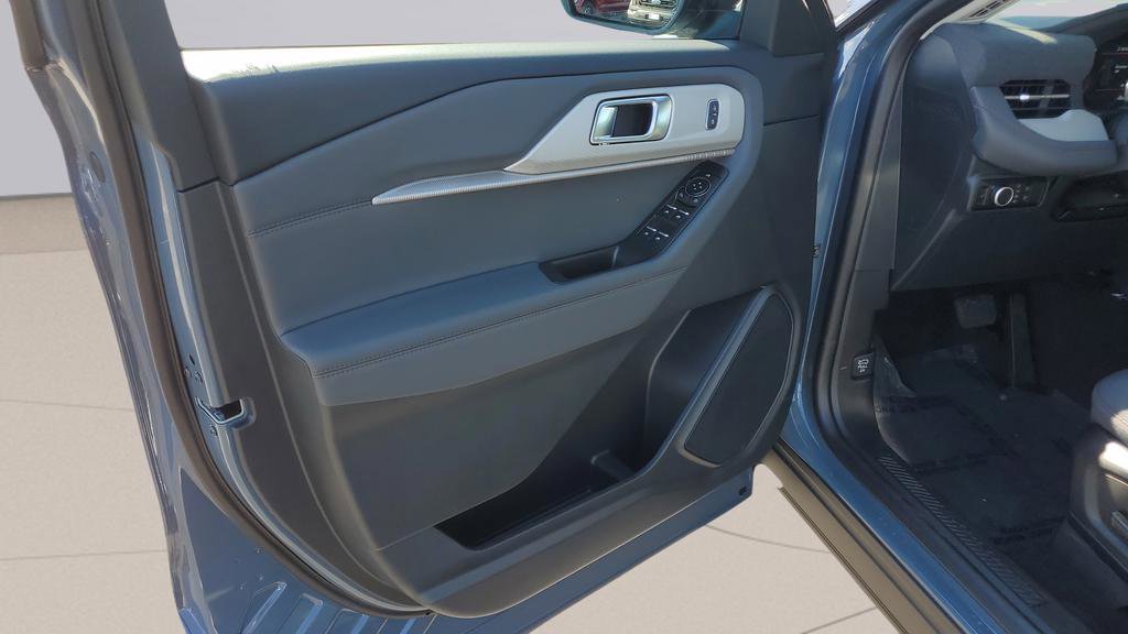 New 2026 Ford Explorer Active AWD/4WD image 12