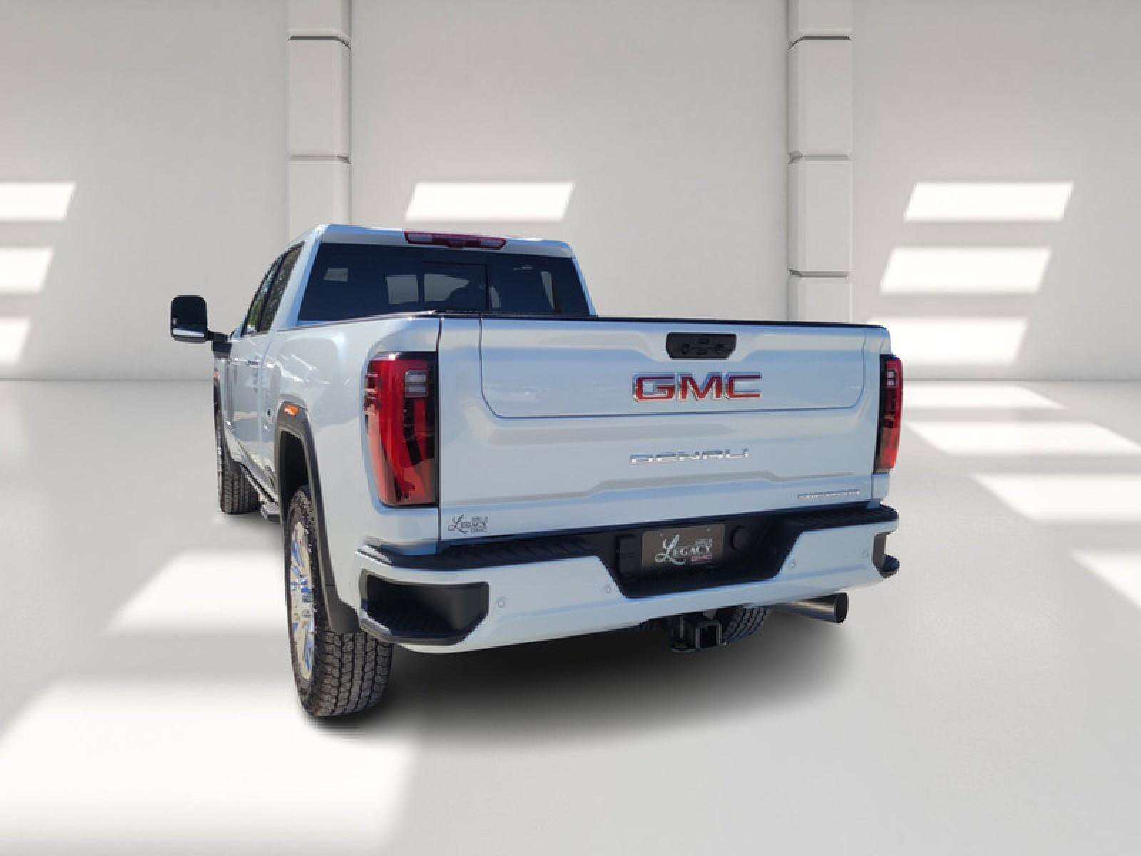 New 2026 GMC Sierra 2500 Denali w/ Denali Reserve Package AWD/4WD image 5