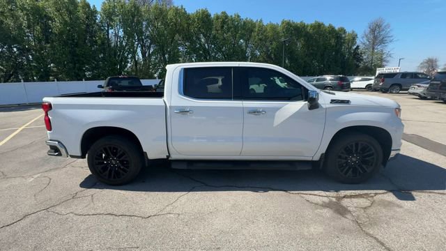Used 2022 Chevrolet Silverado 1500 LTZ image 9