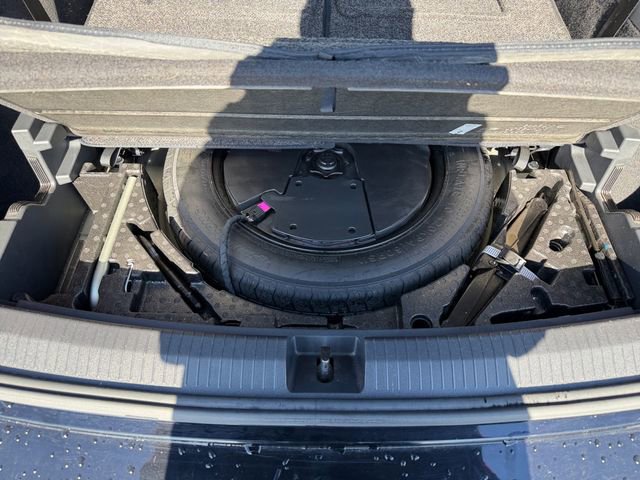 Used 2020 Volkswagen Tiguan SEL Premium R-Line image 35