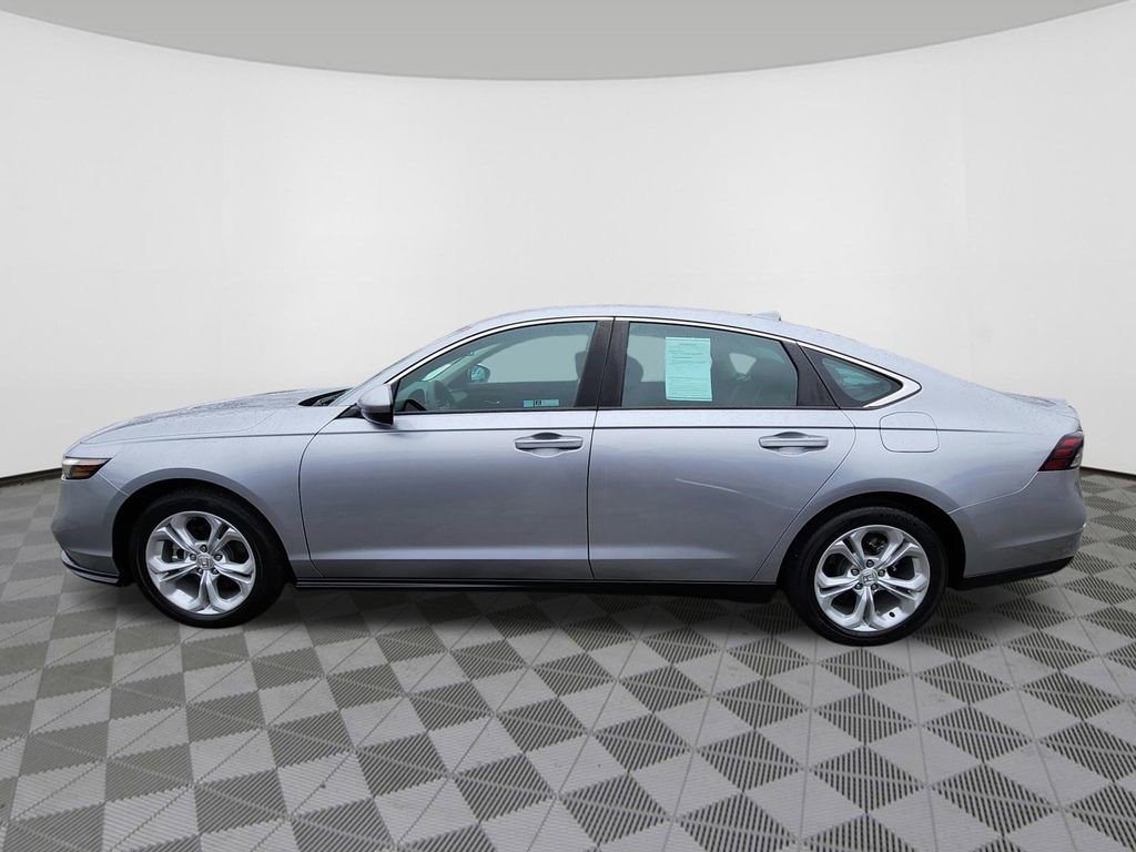 Certified 2023 Honda Accord LX image 5