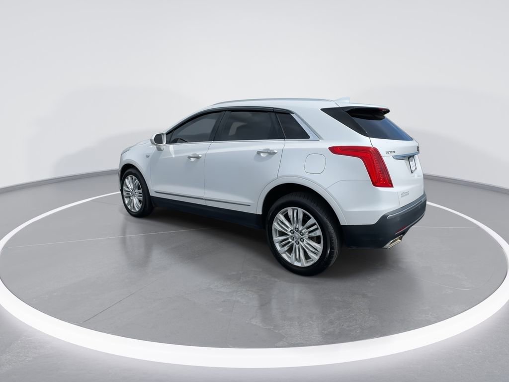 Used 2017 Cadillac XT5 Premium Luxury w/ Advanced Security Package image 6