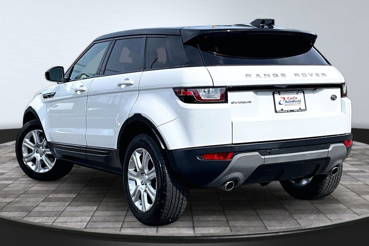 Used 2018 Land Rover Range Rover Evoque SE Premium AWD/4WD image 7