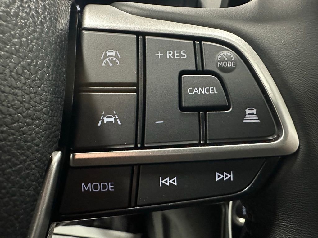 Used 2025 Toyota Grand Highlander AWD image 20