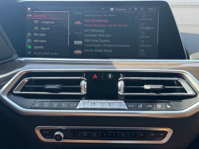 Used 2023 BMW X6 xDrive40i w/ Premium Package image 22