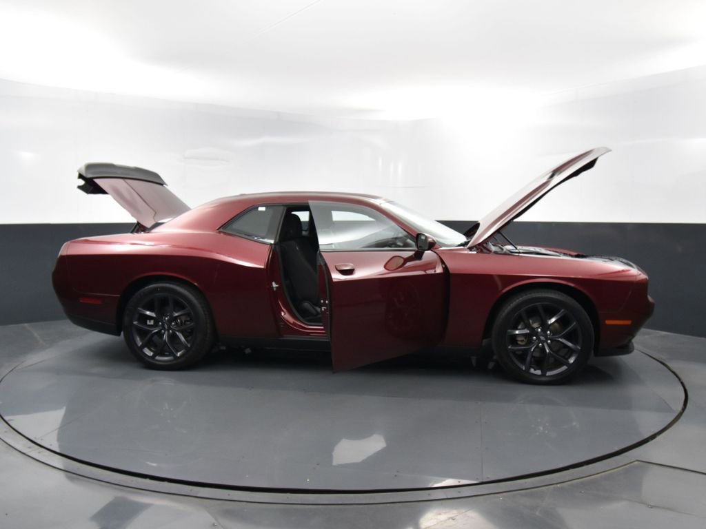 Used 2021 Dodge Challenger SXT w/ Blacktop Package image 38