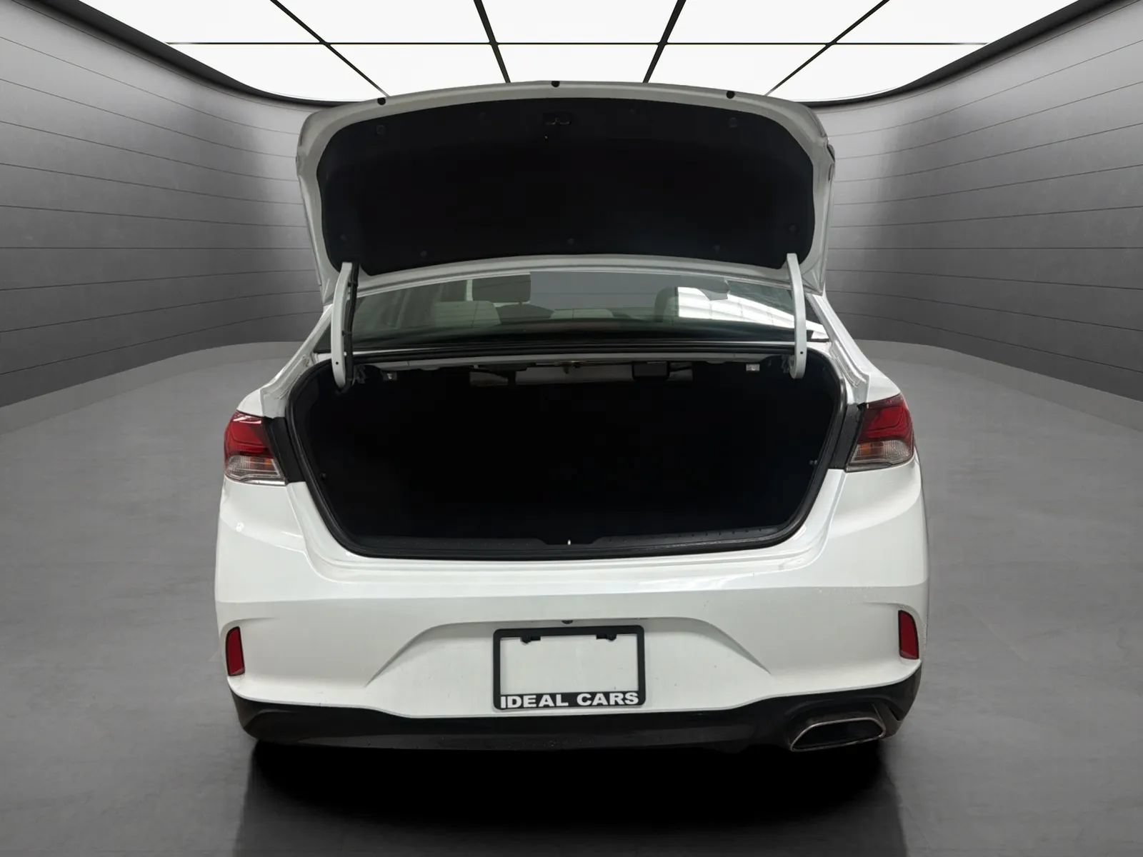 Used 2018 Hyundai Sonata SE w/ Cargo Package FWD image 19