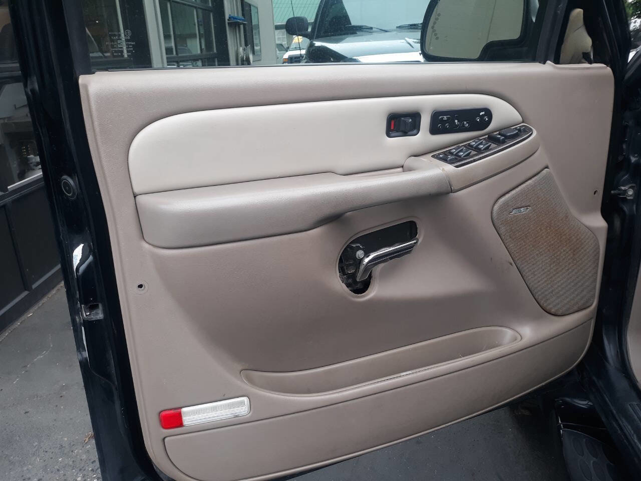 Used 2006 GMC Yukon Denali image 11