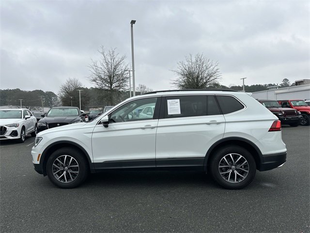 Used 2020 Volkswagen Tiguan SE R-Line image 2