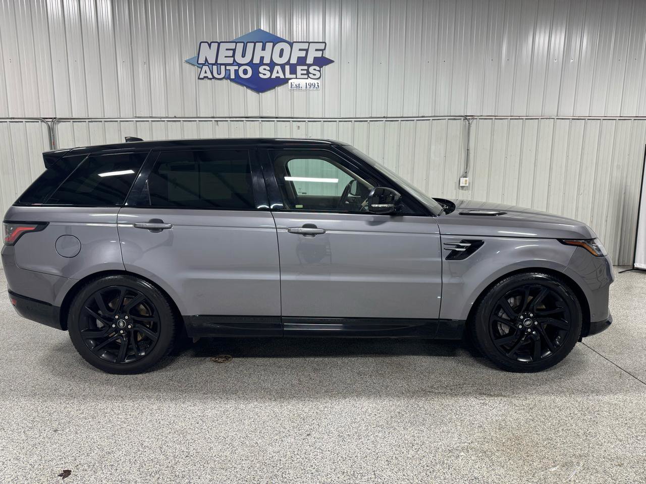 Used 2020 Land Rover Range Rover Sport HSE AWD/4WD image 1
