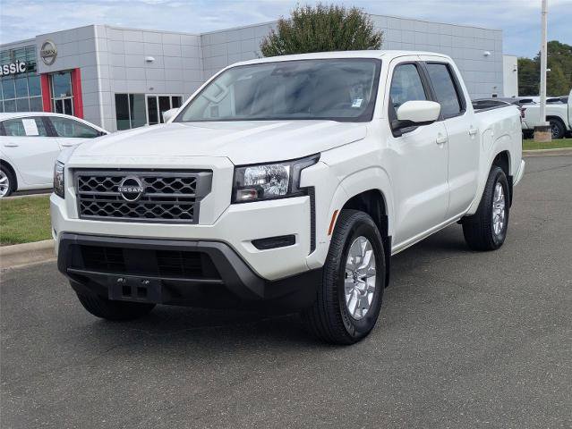 Certified 2022 Nissan Frontier SV w/ Technology Package image 1