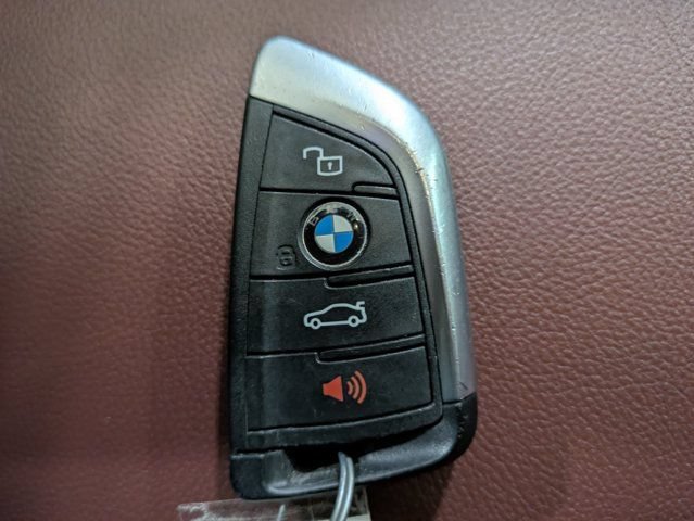Used 2022 BMW X4 xDrive30i w/ Parking Assistance Package AWD/4WD image 32