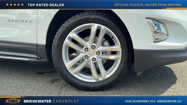 Used 2019 Chevrolet Equinox LT w/ Lights and Bright Package AWD/4WD image 3