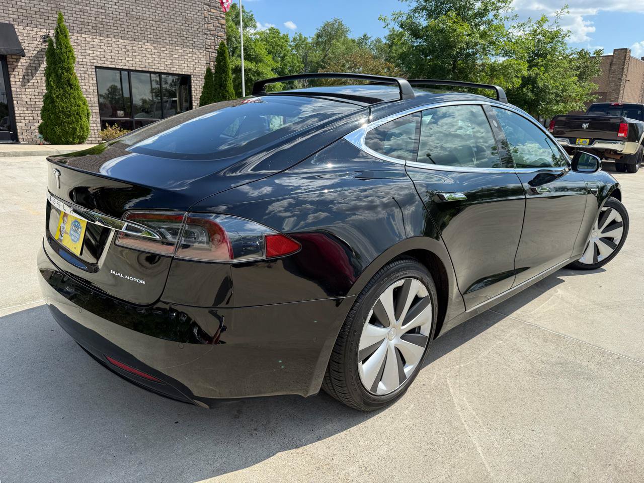 Used 2020 Tesla Model S Long Range Plus AWD/4WD image 4